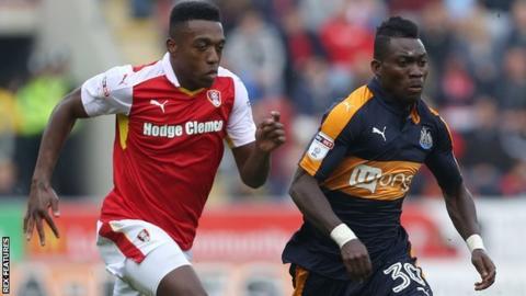 91485956_rexfeatures_6053267s